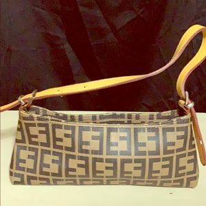 STYLISH SHOULDER BAG